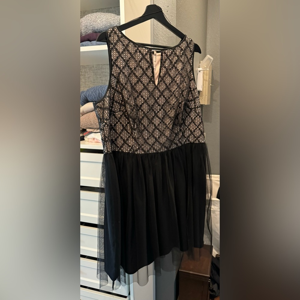 London Times Overlay Dress with Tulle bottom 16W